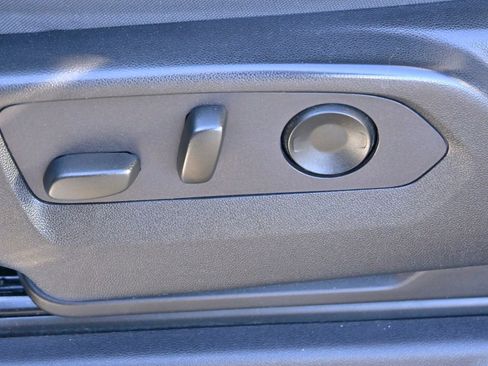 Used 2023 Chevrolet Silverado 1500 RST image 22