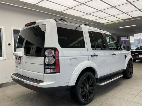 Used 2016 Land Rover LR4 HSE image 5