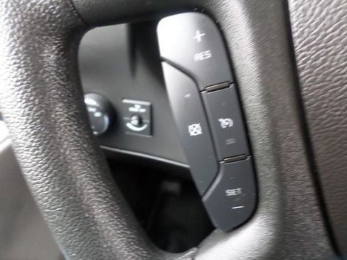 Used 2024 GMC Savana 2500 w/ Driver Convenience Package image 17