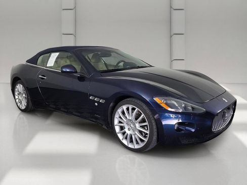 Used 2014 Maserati GranTurismo Convertible RWD image 2