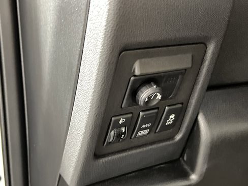 Used 2012 Nissan Rogue SL image 30