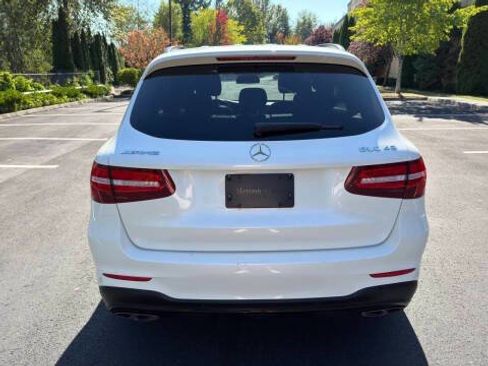 Used 2019 Mercedes-Benz GLC 43 AMG 4MATIC image 5