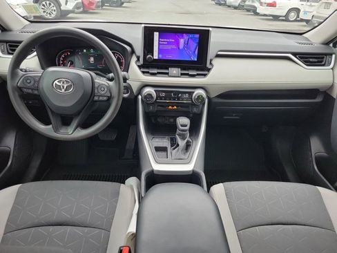 Used 2023 Toyota RAV4 XLE image 2