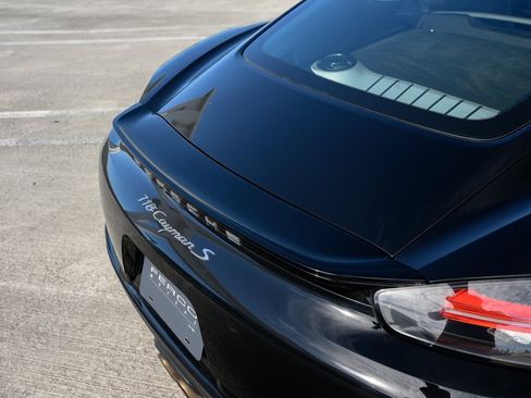 Used 2018 Porsche 718 Cayman S image 12