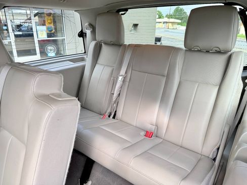 Used 2013 Ford Expedition Limited AWD/4WD image 15