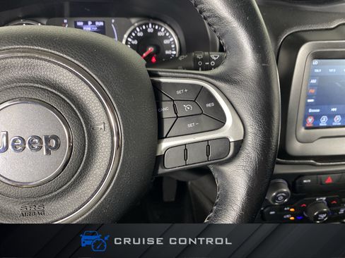 Used 2020 Jeep Renegade Latitude w/ Cold Weather Group AWD/4WD image 24