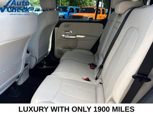 Used 2026 Mercedes-Benz GLB 250 4MATIC image 23
