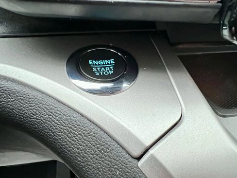 Used 2022 Ford Explorer XLT w/ Equipment Group 202A image 36