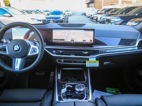 New 2026 BMW X5 sDrive40i w/ M Sport Package image 9