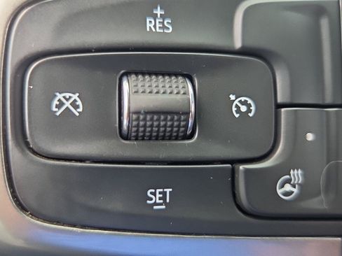 Used 2021 Chevrolet Silverado 1500 RST AWD/4WD image 18