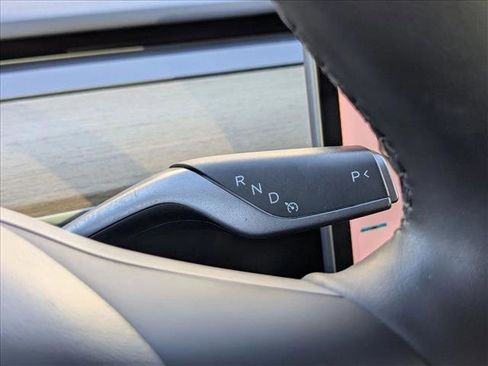 Used 2018 Tesla Model 3 Long Range image 12