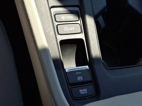 Certified 2023 Honda Accord LX image 23