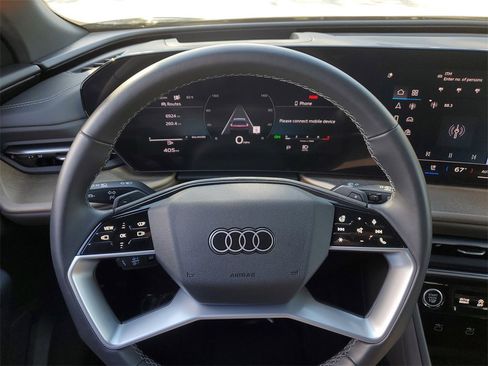 Used 2025 Audi Q5 Premium Plus w/ Premium Plus image 8