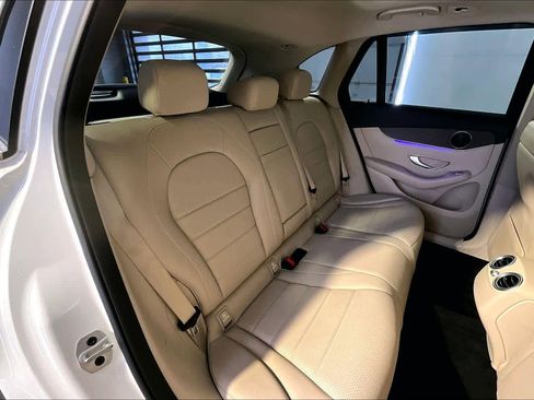 Used 2022 Mercedes-Benz GLC 300 4MATIC image 20