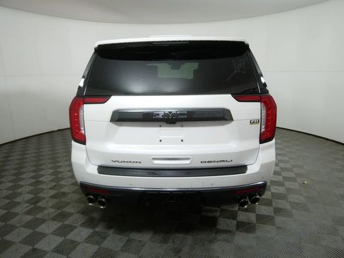 Used 2023 GMC Yukon Denali Ultimate image 4