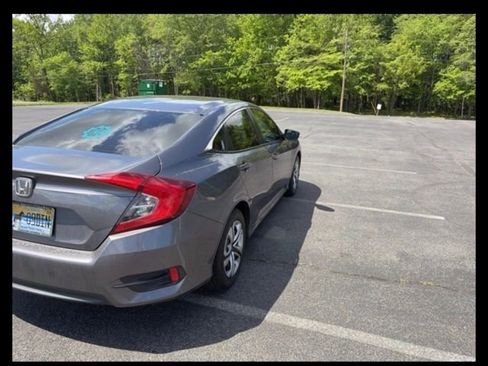 Used 2018 Honda Civic LX image 6