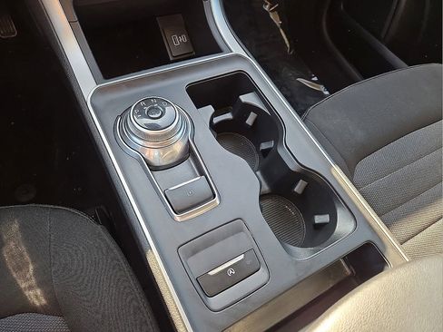 Used 2024 Ford Edge SE image 30