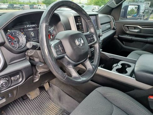 Used 2019 RAM 1500 Big Horn AWD/4WD image 14
