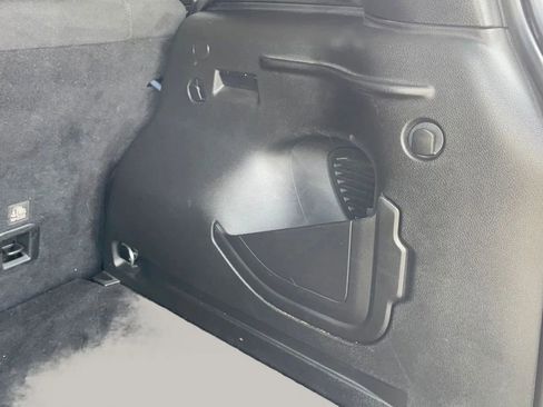 Used 2022 Jeep Renegade Latitude AWD/4WD image 39