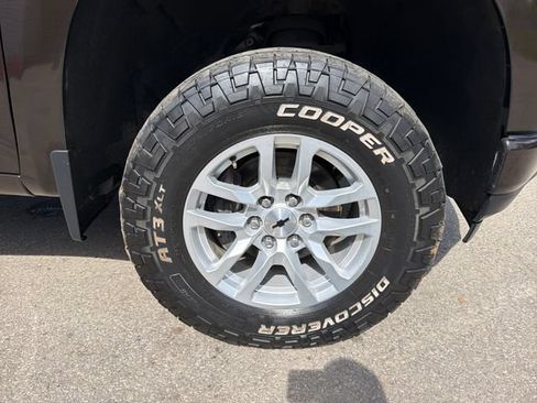 Used 2019 Chevrolet Silverado 1500 RST AWD/4WD image 29