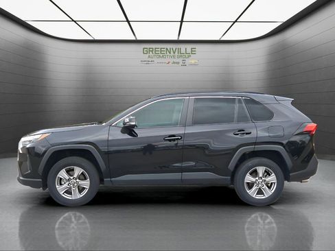 Used 2024 Toyota RAV4 XLE image 5