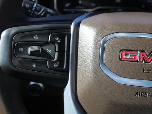 Used 2024 GMC Sierra 1500 SLE image 24