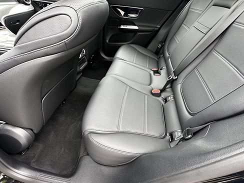 Certified 2026 Mercedes-Benz GLC 300 image 24
