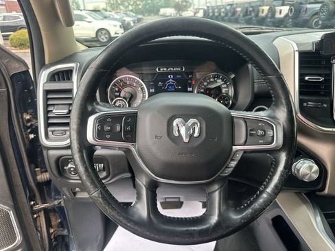 Used 2020 RAM 1500 Laramie AWD/4WD image 13