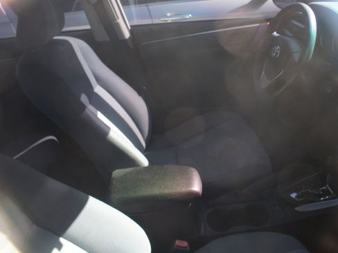 Used 2016 Toyota Corolla L image 2