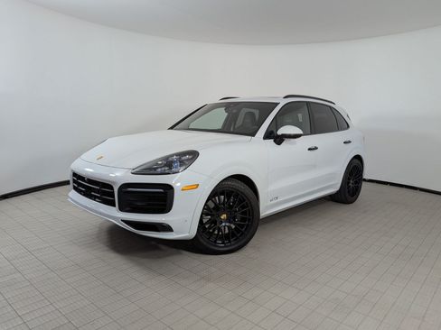 Certified 2023 Porsche Cayenne GTS AWD/4WD image 1