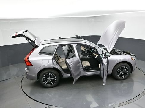 New 2026 Volvo XC60 B5 Core w/ Climate Package AWD/4WD image 45