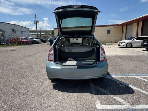 Used 2012 Toyota Prius Four FWD image 12