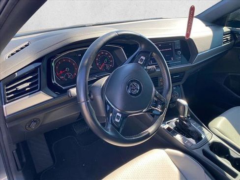 Used 2019 Volkswagen Jetta R-Line FWD image 13