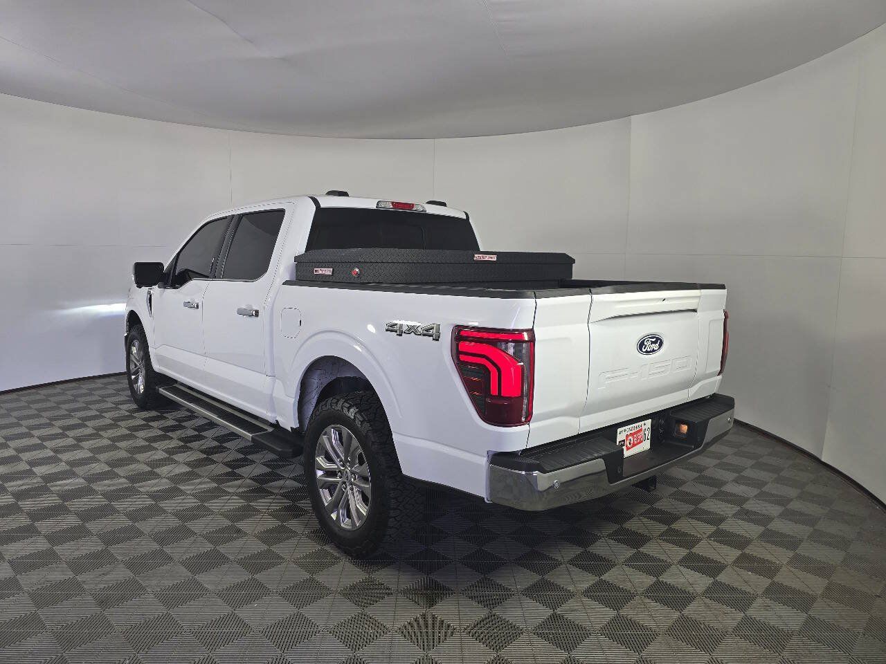 Used 2024 Ford F150 Lariat w/ Bed Utility Package AWD/4WD image 7
