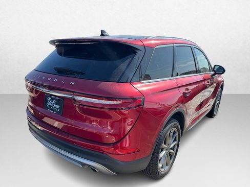 Certified 2020 Lincoln Corsair AWD w/ Premium Package image 5