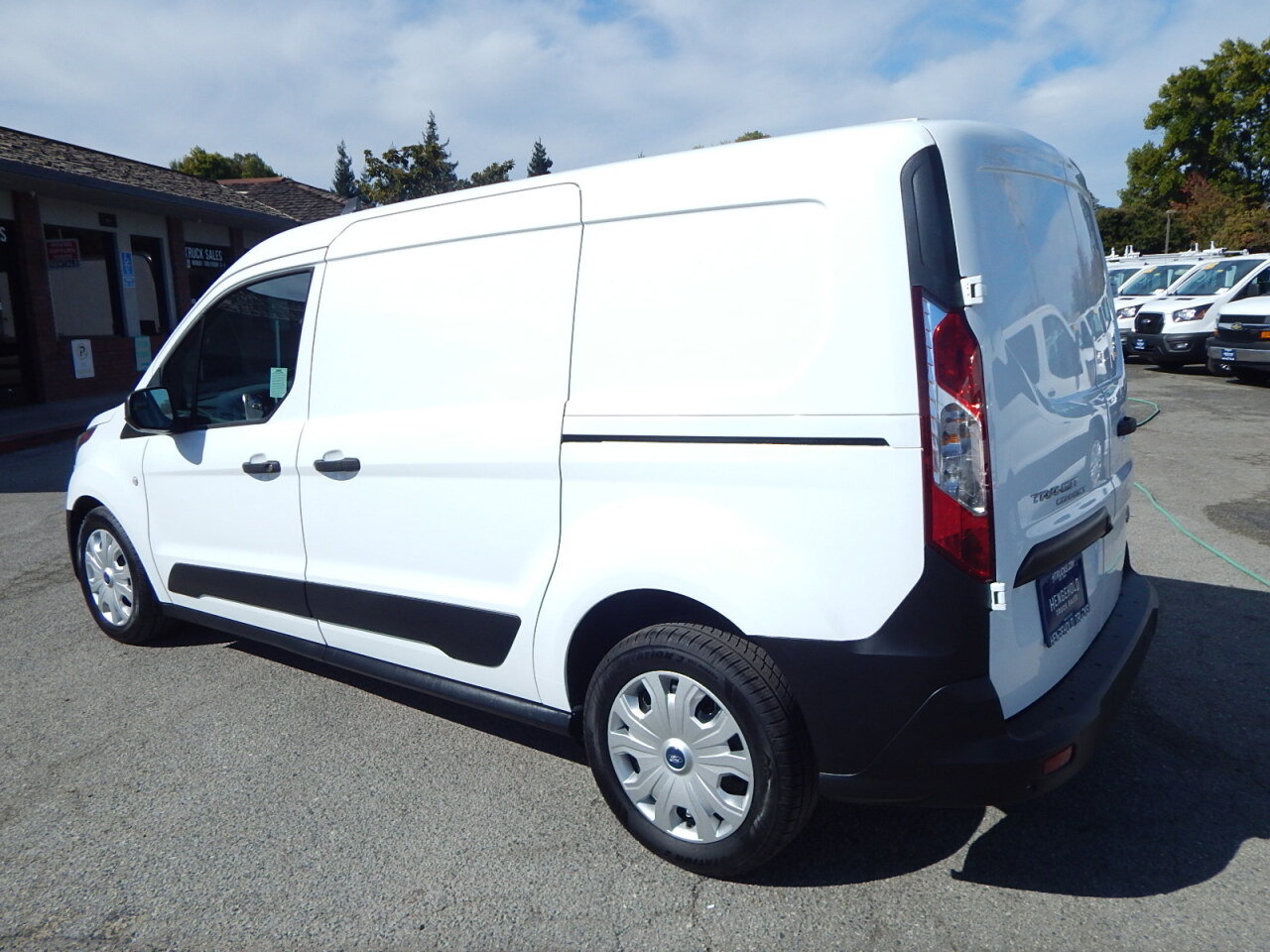 Used 2023 Ford Transit Connect XL FWD image 6