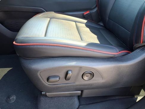 Used 2025 Chevrolet Silverado EV RST AWD/4WD image 9