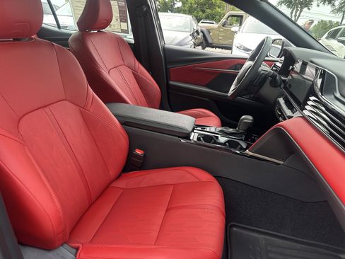 Used 2026 Toyota Camry XSE FWD image 13