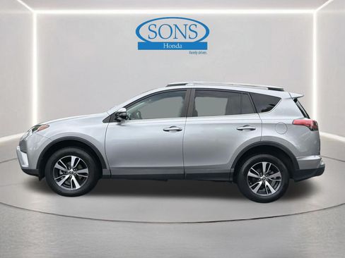 Used 2017 Toyota RAV4 XLE w/ Plus Special Value Package FWD image 18