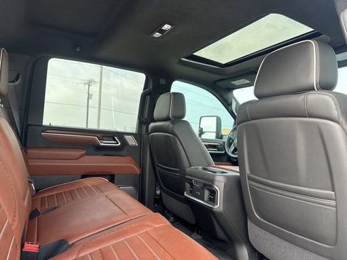 Used 2025 GMC Sierra 2500 Denali Ultimate w/ Max Trailering Package AWD/4WD image 21