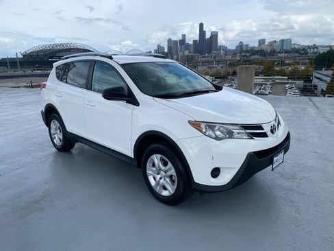 Used 2013 Toyota RAV4 LE AWD/4WD image 25