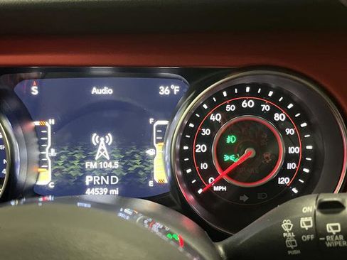 Used 2021 Jeep Wrangler Unlimited Rubicon image 16