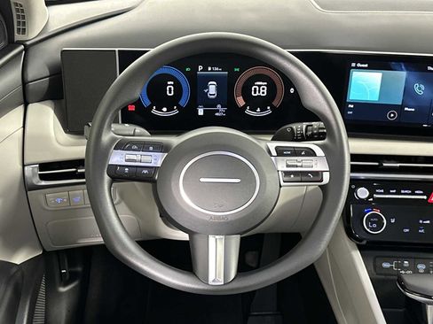 Certified 2025 Hyundai Tucson SEL FWD image 14
