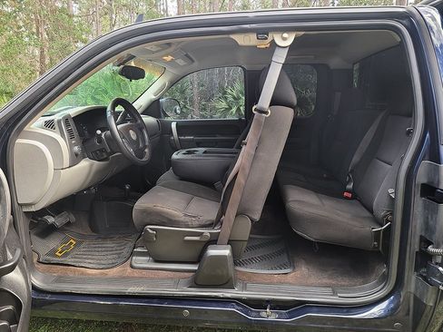Used 2011 Chevrolet Silverado 1500 LS image 11