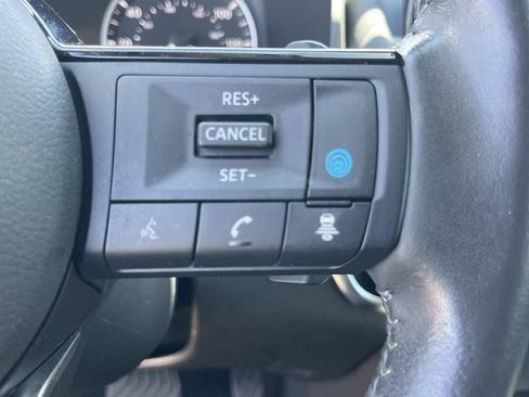 Used 2023 Nissan Rogue SL w/ SL Premium Package FWD image 34
