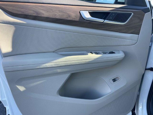 Certified 2026 Volkswagen Atlas SE FWD image 17
