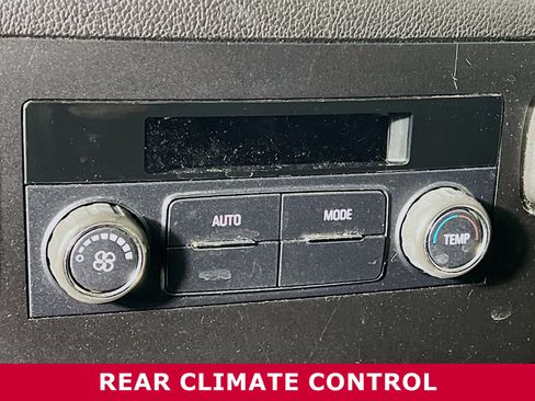 Used 2016 GMC Yukon SLE w/ Convenience Package image 26