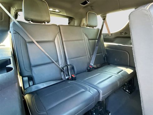 Used 2021 GMC Yukon XL SLT image 30