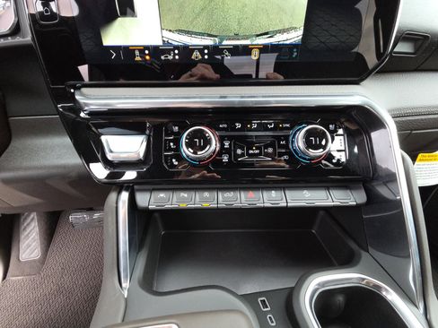 New 2026 GMC Sierra 1500 Denali image 25