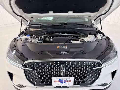 New 2026 Lincoln Aviator 2WD image 32